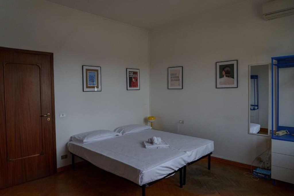 Fanciful 2-Br Outside Ztl Appartement Florence Buitenkant foto